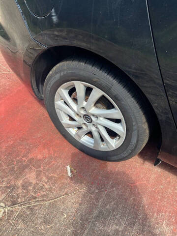 2013 Mazda MAZDA3 i Touring