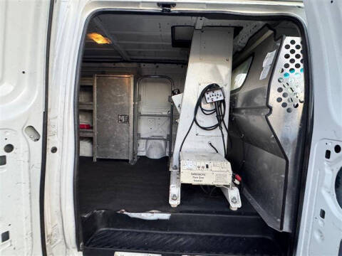 2011 Ford E-Series E-350 SD