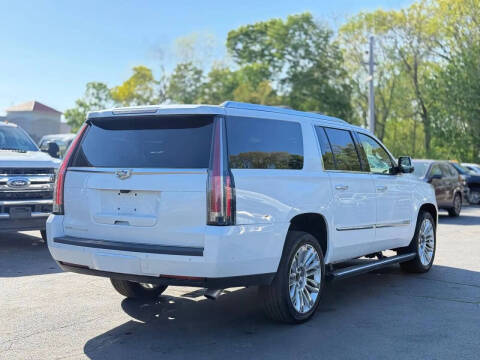 2018 Cadillac Escalade ESV Platinum