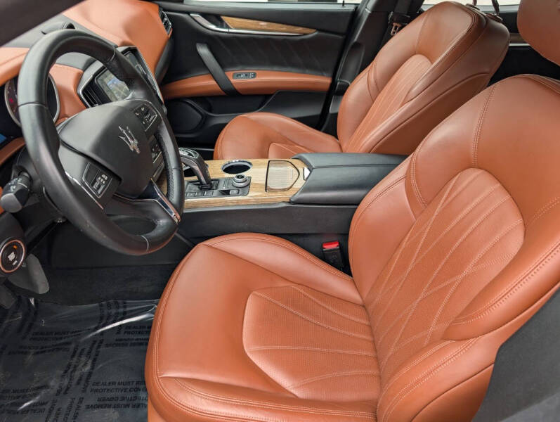 2019 Maserati Ghibli GranLusso