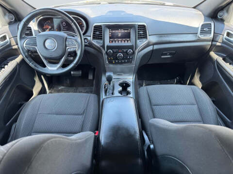 2018 Jeep Grand Cherokee Laredo