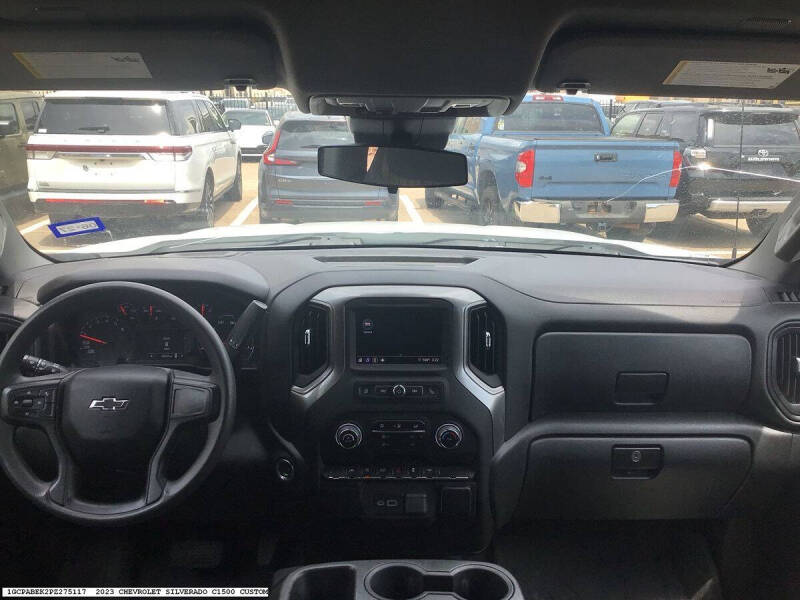 2023 Chevrolet Silverado 1500 Custom