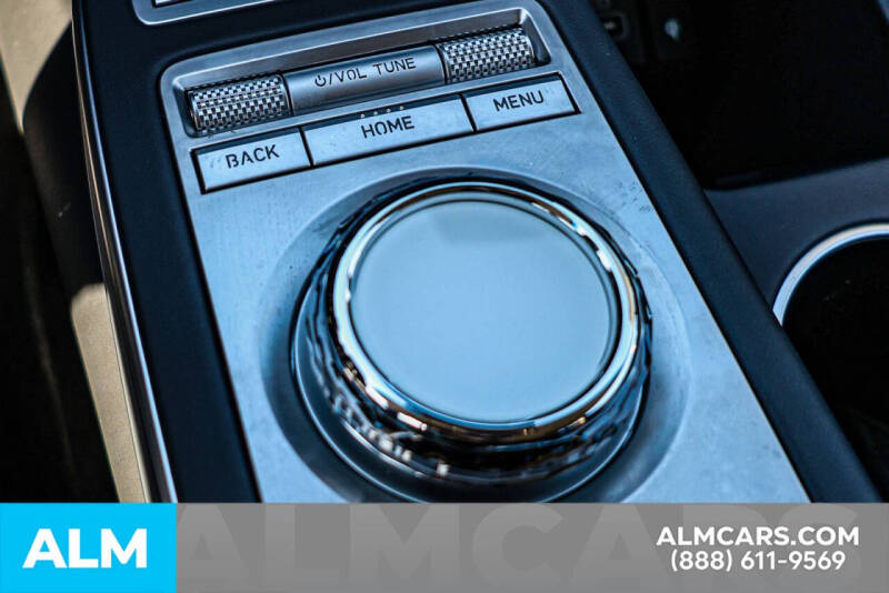 2024 Genesis Electrified GV70