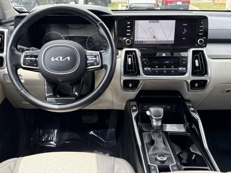 2022 Kia Sorento SX