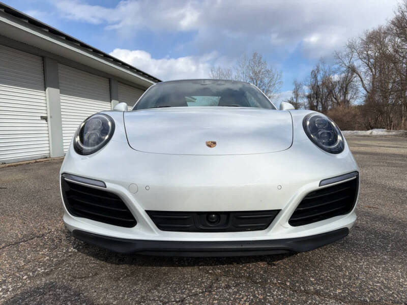 2018 Porsche 911 Carrera 4S