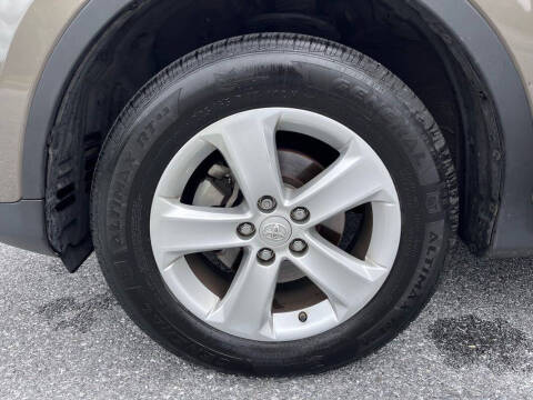 2014 Toyota RAV4 XLE