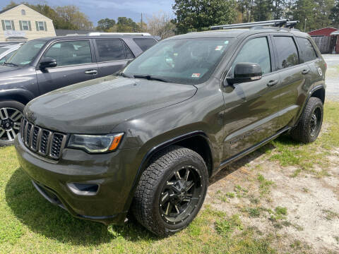 2017 Jeep Grand Cherokee for sale at LAURINBURG AUTO SALES in Laurinburg NC