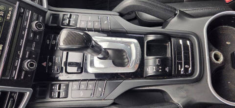 2014 Porsche Cayenne Platinum Diesel