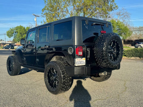 2017 Jeep Wrangler Unlimited Willys Wheeler