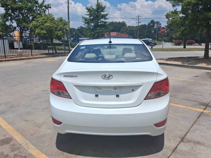 2016 Hyundai Accent SE