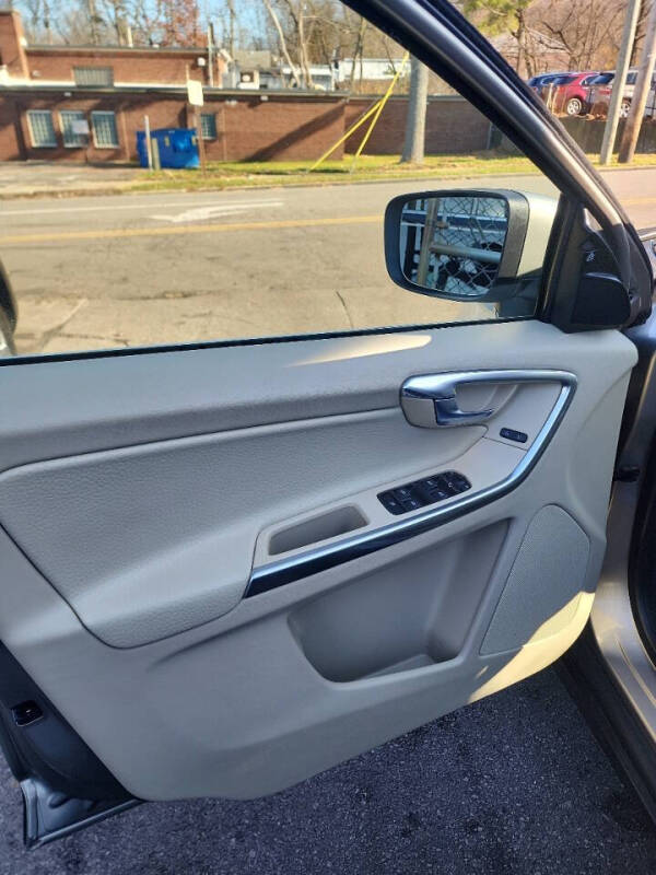 2012 Volvo XC60 3.2 Premier Plus