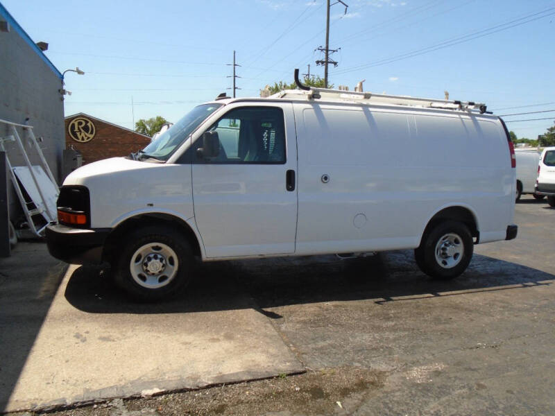 2017 Chevrolet Express 2500