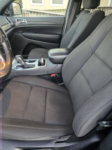 2018 Jeep Grand Cherokee Laredo