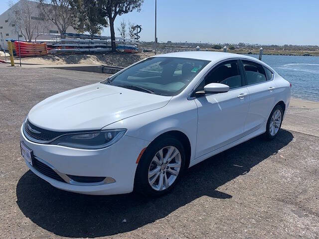 2015 Chrysler 200 Limited