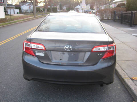 2012 Toyota Camry LE
