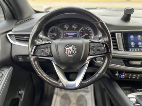 2023 Buick Enclave Essence