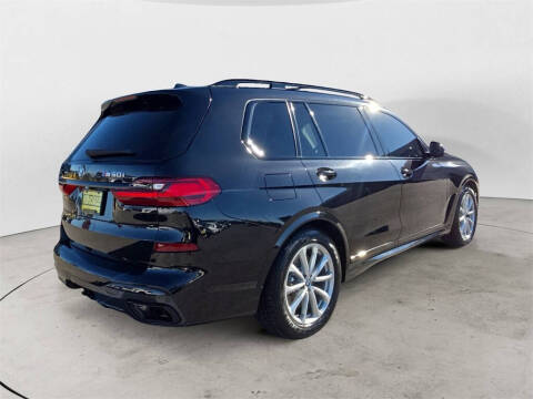2020 BMW X7 M50i