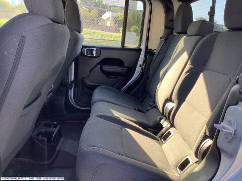 2024 Jeep Gladiator Sport S