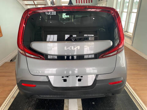 2022 Kia Soul LX