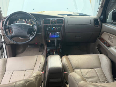 2001 Toyota 4Runner SR5