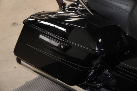 2016 Harley-Davidson STREET GLI