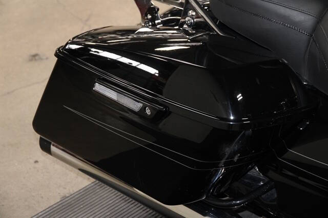 2016 Harley-Davidson STREET GLI