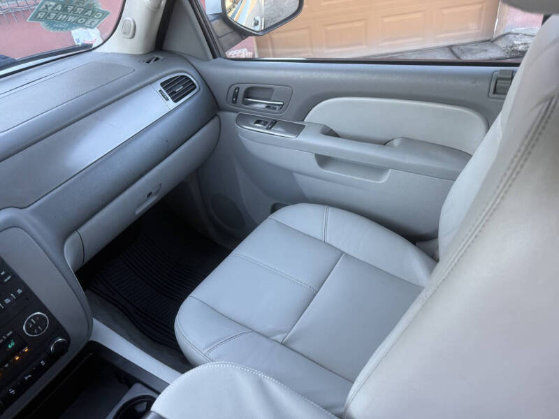 2013 Chevrolet Suburban LT