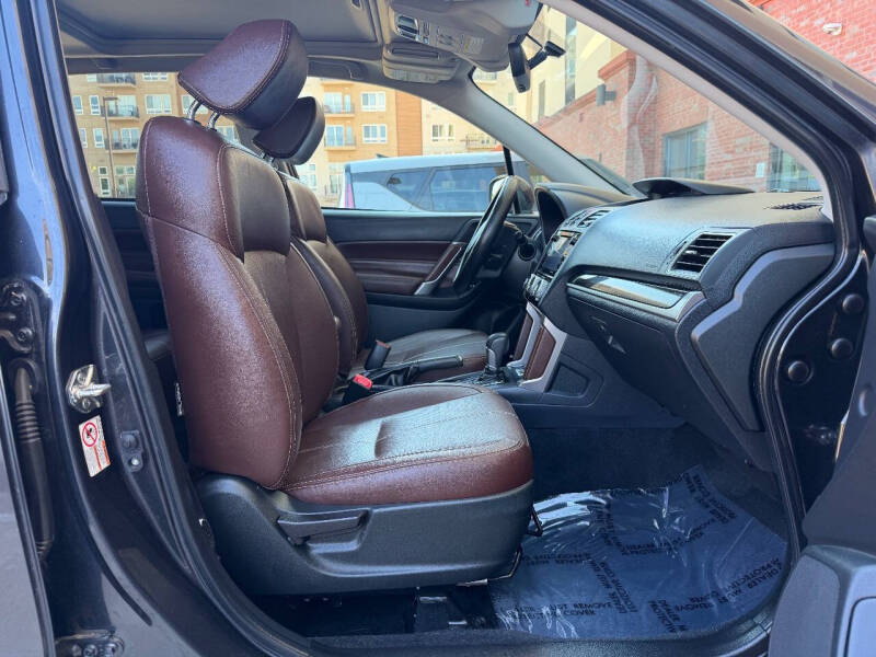 2017 Subaru Forester 2.5i Touring