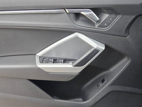 2020 Audi Q3 quattro Premium 45 TFSI