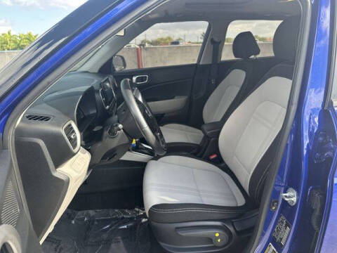 2023 Hyundai Venue SEL