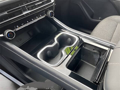 2024 Chevrolet Traverse LS