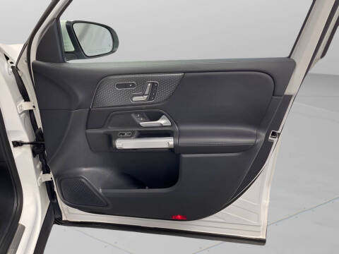 2025 Mercedes-Benz GLB GLB 250 4MATIC