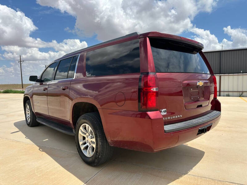 2017 Chevrolet Suburban LT