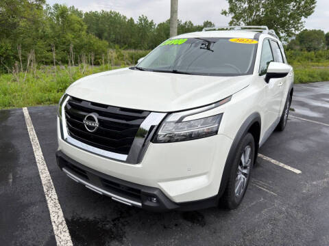 2022 Nissan Pathfinder SL
