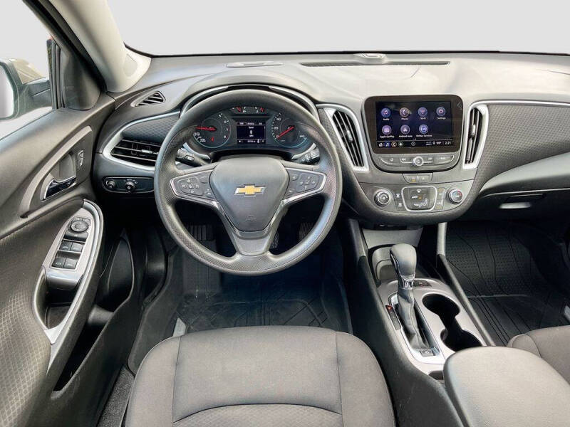 2024 Chevrolet Malibu LS