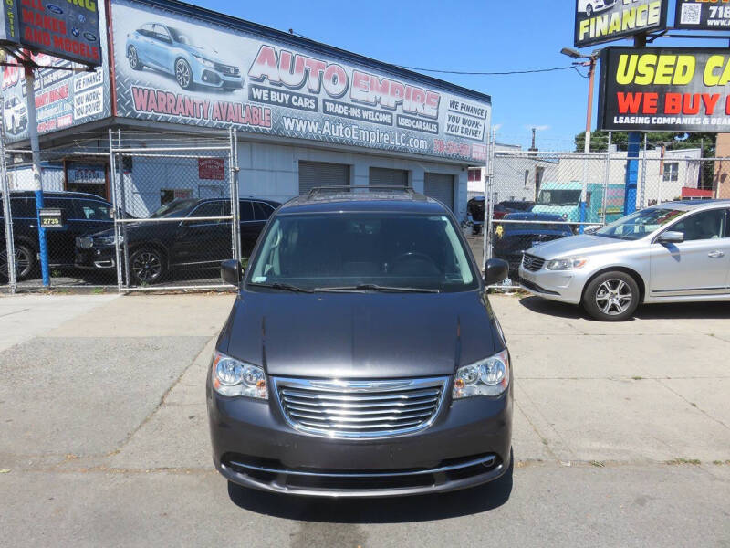 2016 Chrysler Town and Country Touring