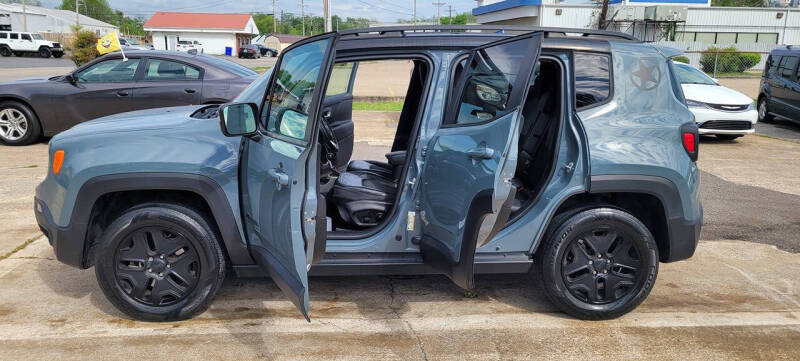 2017 Jeep Renegade Deserthawk