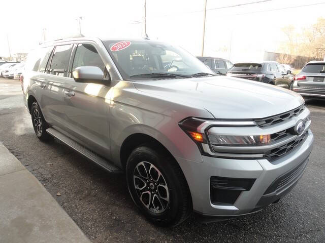 2023 Ford Expedition MAX XLT