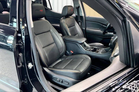 2022 GMC Acadia AT4