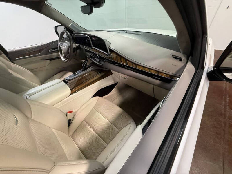 2021 Cadillac Escalade ESV Sport Platinum