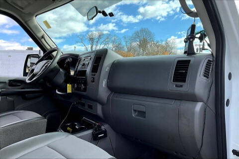 2017 Nissan NV 1500 S