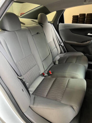 2017 Chevrolet Impala LS