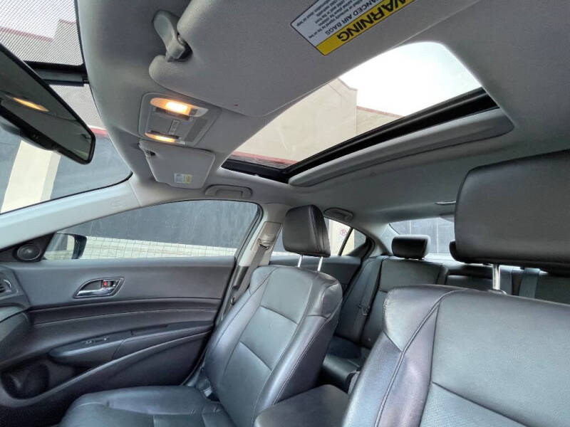 2017 Acura ILX w/Tech