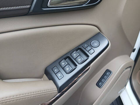 2017 GMC Yukon SLT