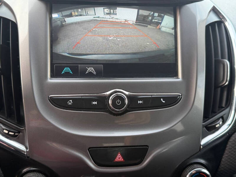 2018 Chevrolet Cruze LT Auto