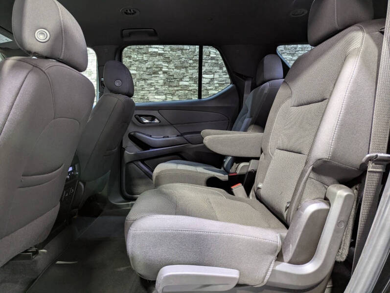 2022 Chevrolet Traverse LT