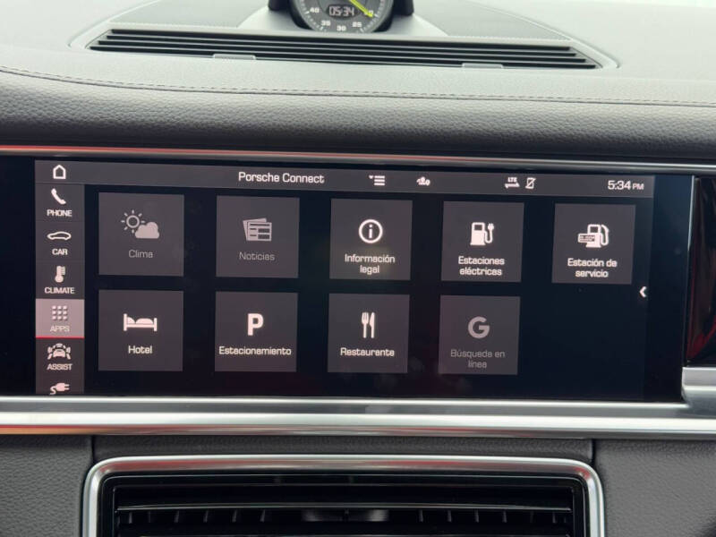 2021 Porsche Panamera 4 E-Hybrid