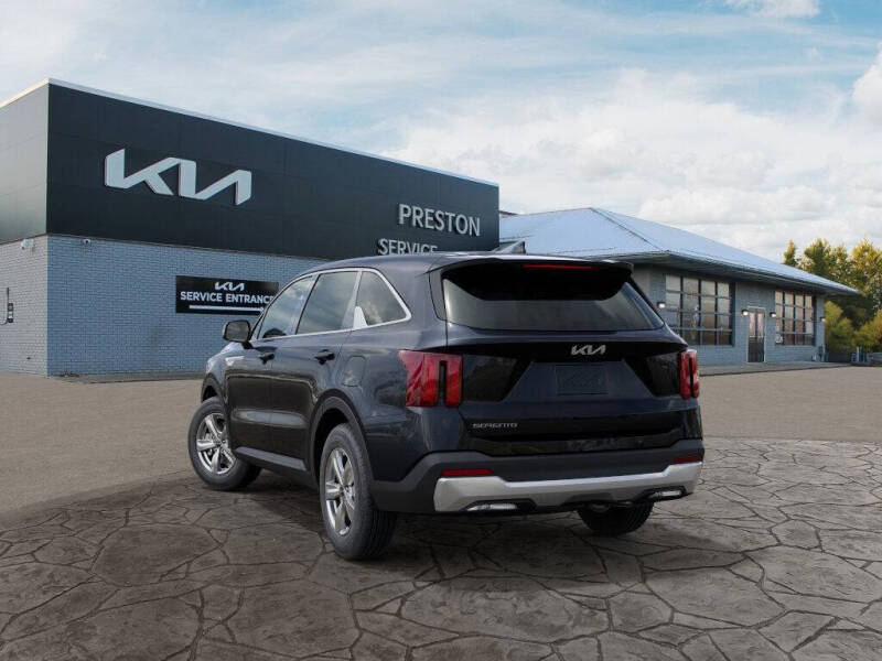 2025 Kia Sorento LX