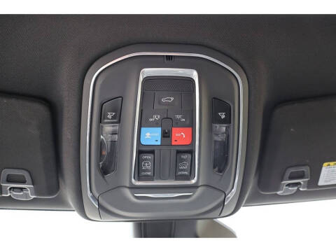 2022 Jeep Grand Cherokee Laredo