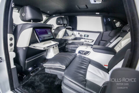 2022 Rolls-Royce Phantom EWB